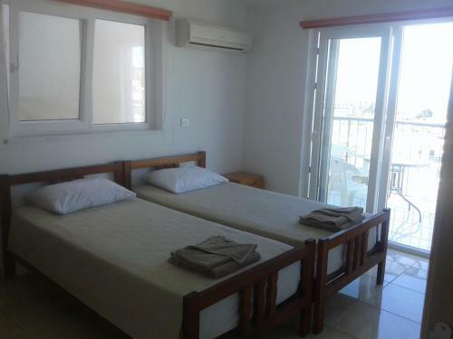 Alex Holiday Apartments