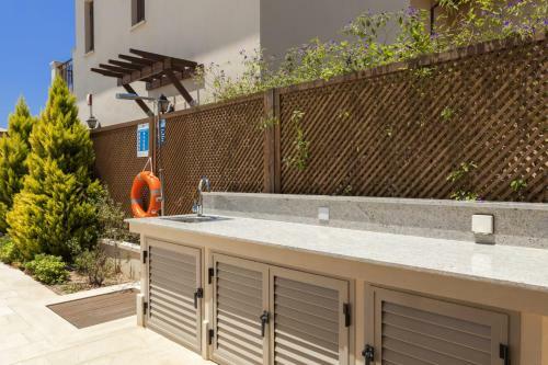 Villa In Kouklia Sleeps 4 Includes Swimming Pool Air Con And Wifi 5