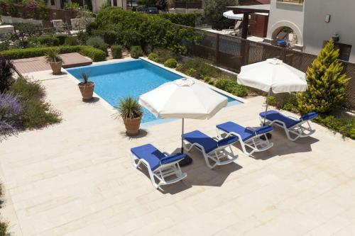 Villa In Kouklia Sleeps 4 Includes Swimming Pool Air Con And Wifi 5