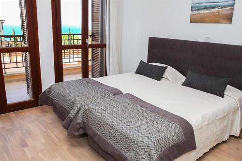 Villa In Kouklia Sleeps 4 Includes Swimming Pool Air Con And Wifi 4