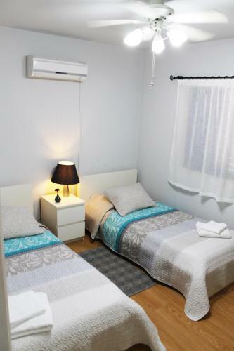 Makenzie Sunset Apartment