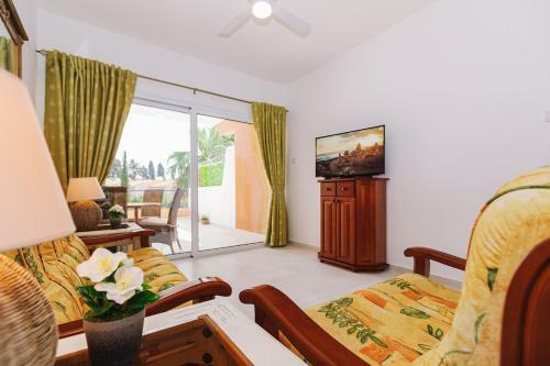 Apartamento 2 Beds Pool View Apt In Paradise Garden 3, Kato Paphos