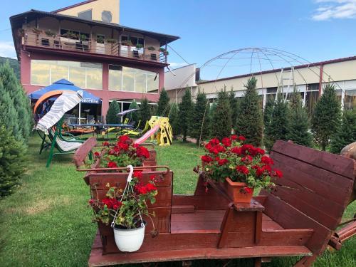 Hostal Pensiunea Mara