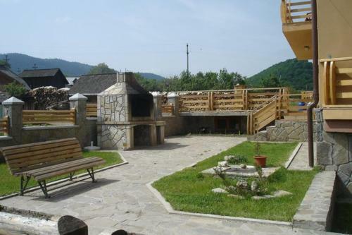 Hostal Pensiunea Codrii De Arama