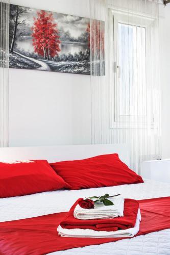 Pegeia Villa Sleeps 10 With Pool And Air Con