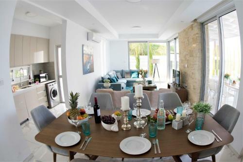 Sapphire Lagoon Villa