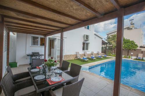 Villa Dionysos
