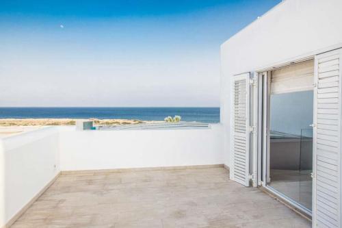 Protaras Villa Sleeps 10 With Pool And Air Con