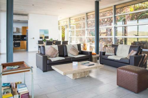Nea Dimmata Villa Sleeps 6 With Pool And Air Con