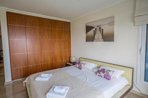 Villa In Protaras Sleeps 8 Includes Swimming Pool And Air Con 8