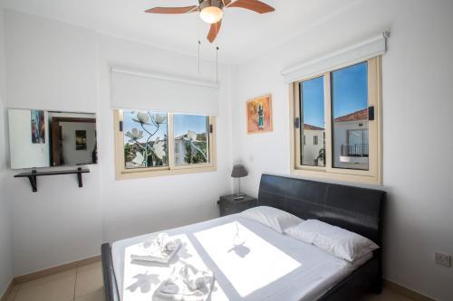 Villa In Protaras Sleeps 6 Includes Swimming Pool And Air Con 7 6