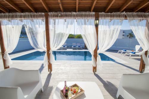 Villa Socrates