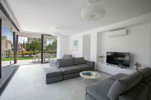 Villa Colour Residerences