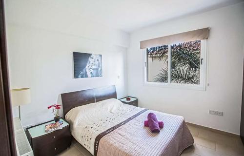 Villa In Protaras Sleeps 6 Includes Swimming Pool And Air Con 7