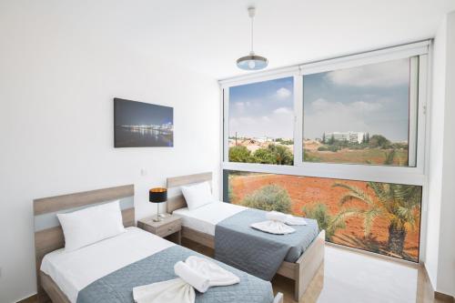 Villa In Protaras Sleeps 6 Includes Swimming Pool And Air Con 6 0
