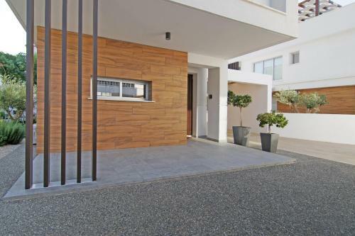 Villa Lily