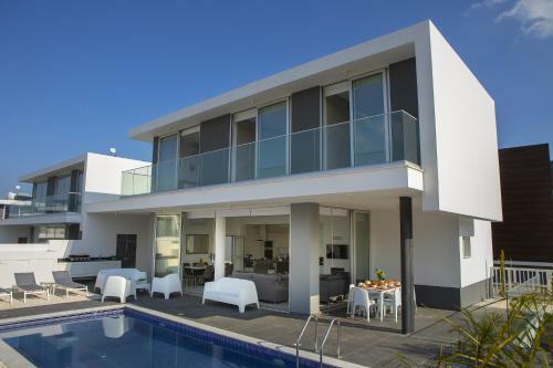 Villa Protaras Olivine Pearl
