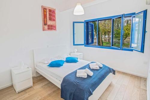 Protaras Villa Sleeps 8 With Pool And Air Con