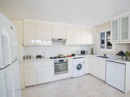 Villa Mesogi Seafront Stunning 4bdr Fontline Protaras Villa