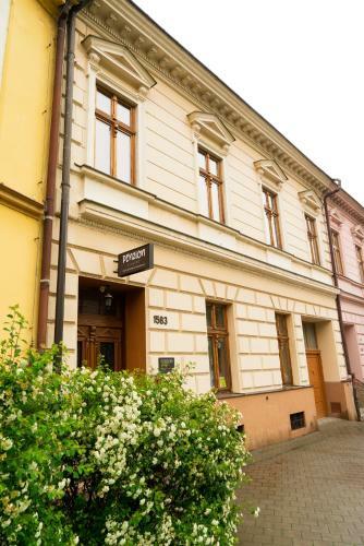Bed & Breakfast Penzion Krom??�?