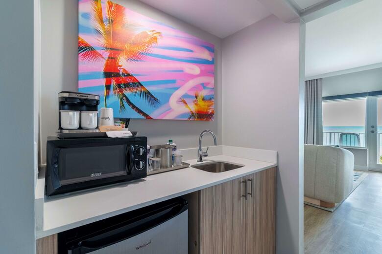 Hotel Radisson Resort Miami Beach