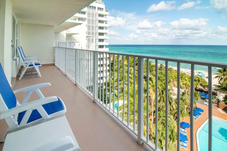 Hotel Radisson Resort Miami Beach