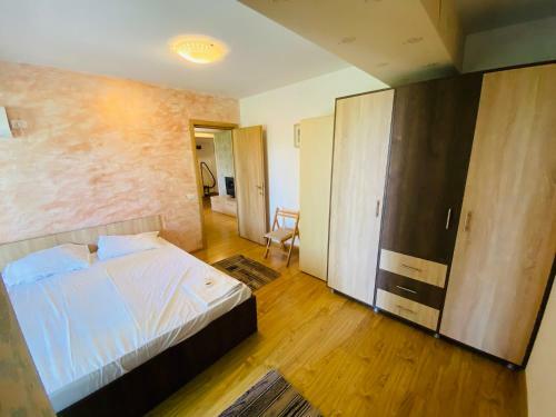Miraj Deluxe Apartments