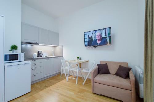 Modern Apartment Pricna 4