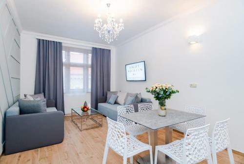 Apartamentos Eight Secrets Boutique Residence