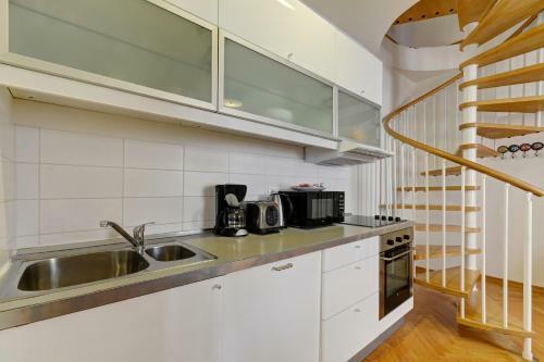 Historic Centre Apartments VII