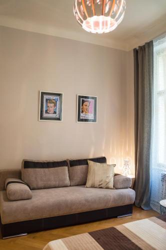 Modern Apartment Zlatnicka 8