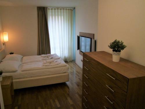 Wenceslas Square Apartments By Otsa