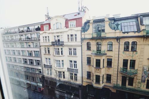 Wenceslas Square Apartments By Otsa