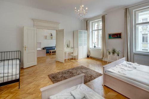 Kaprova Old Town Apartments