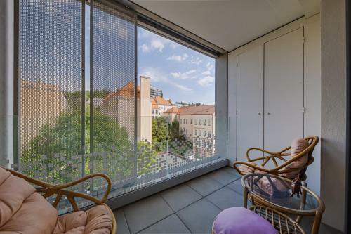 Homy Apartments