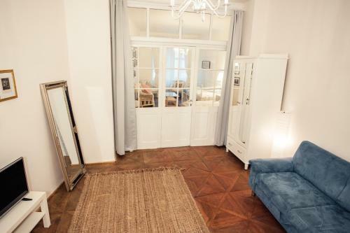 Apartment Astronomical Clock