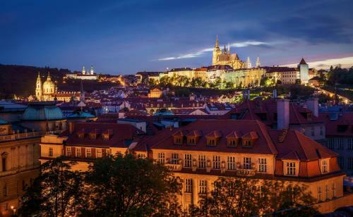 Apartamento Luxurious Pa?�?sk� Apt With View