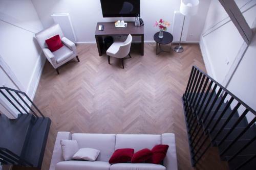 Aparthotel H7 Palace