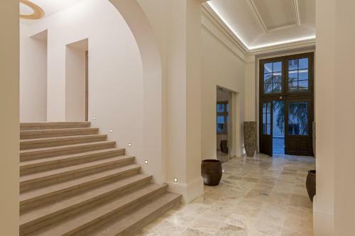 Aparthotel H7 Palace