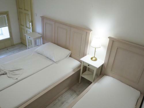Riverview Old Town Apartment