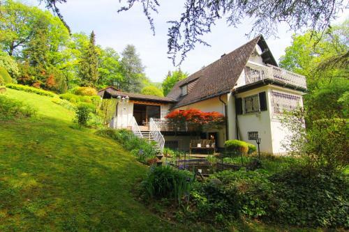 Ferienhaus Villa Emg Frankfurt / Bad Soden