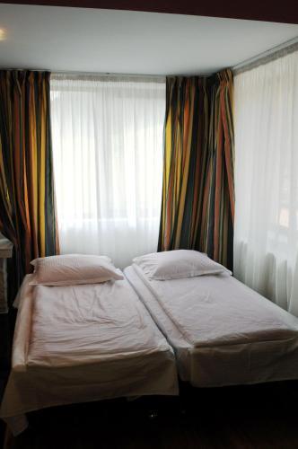 Hostal Pension Poiana Marului