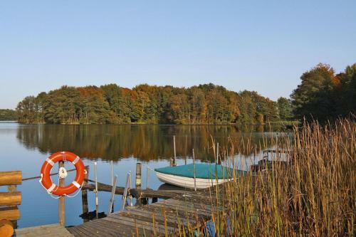 Holiday Home Seerose Am D�mmer See D�mmer - Dms01084-fya
