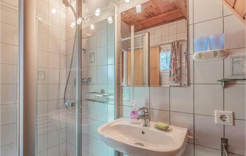 Awesome Home In Friedrichskoog With Wifi And 2 Bedrooms