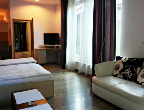 Lucas Aparthotel