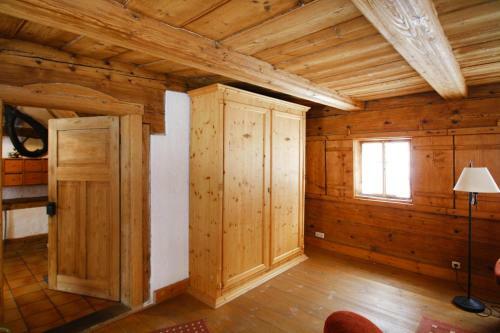 Holiday Home Gro�sch�nau - Dmg08100h-f