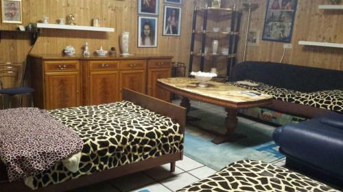 Zimmer Familie Sustrean