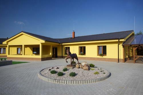 Hostal Penzion Ranch
