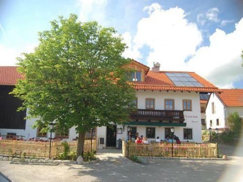 Hostal Landhof Angstl - G�stezimmer Und Tagungsraum