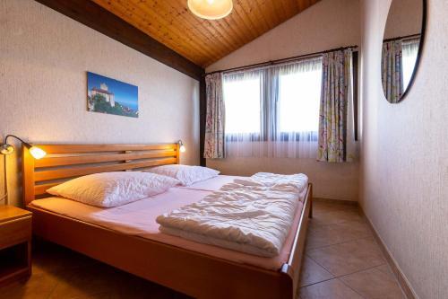 Ferienwohnpark Immenstaad Am Bodensee Satteldachhaus Typ 9 Sd 03